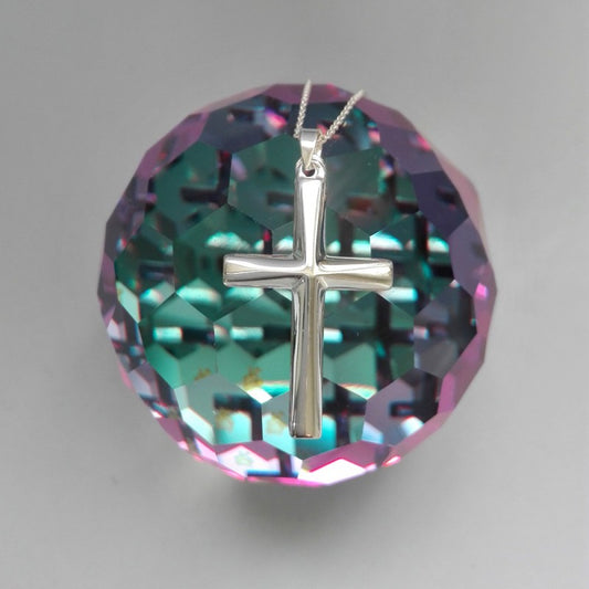 Collar Colgante Cruz de Plata Lisa y Brillante para Hombre. Incluye Cadena de Plata de 45 cm y Estuche para Regalo.