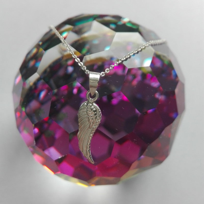 Collar Colgante Ala de Angel de Plata para Mujer con terminación brillante Incluye Cadena de plata de 45 cm y Estuche para Regalo