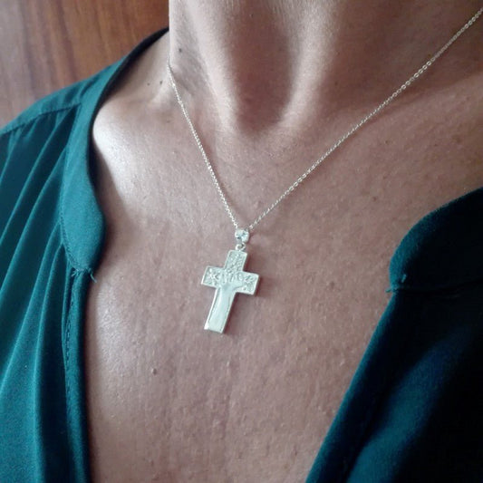 Collar Colgante Cruz de Plata con el Árbol de la Vida Incluye Cadena de Plata de 45 cm y Estuche para Regalo - Alylo Silver